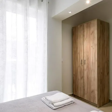 Ilios 3 Bedroom With Sea View In Town *