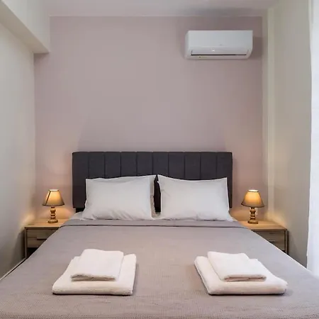 Ilios 3 Bedroom With Sea View In Town Апартаменты
